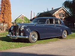 Blauwe Rolls-Royce van zustersite voor de link pagina